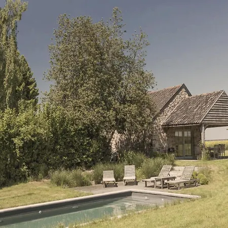 Beautiful With Pool *